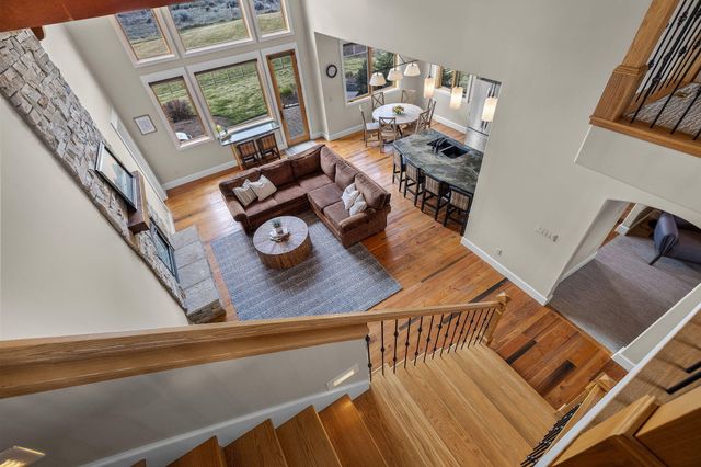 481 W Hope Avenue, Sisters, OR 97759