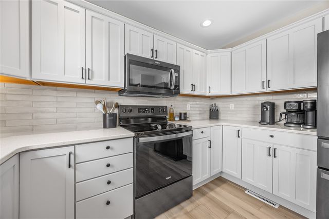 2390 Beryl Street, Marion, IA 52302