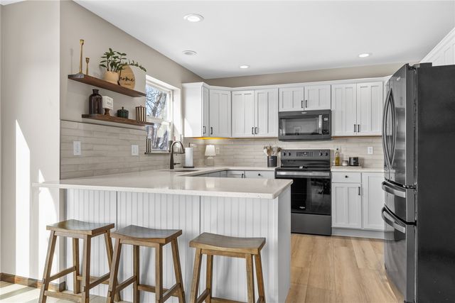 2390 Beryl Street, Marion, IA 52302