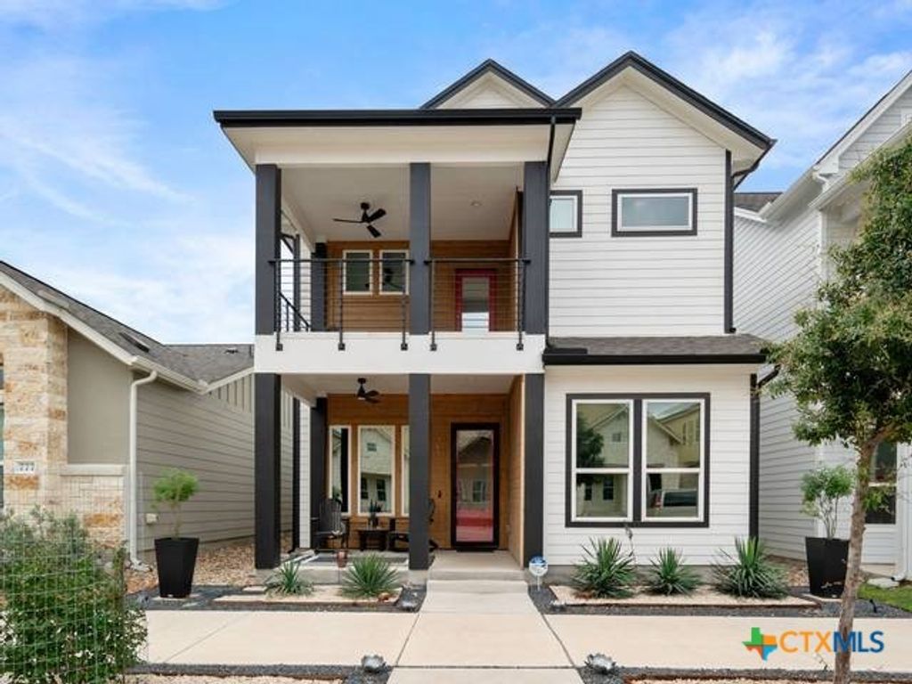 783 N Academy Avenue, New Braunfels, TX 78130