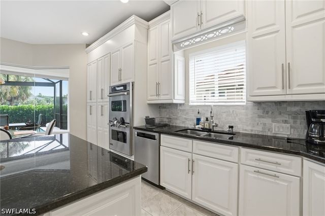 10500 Via Balestri DR, Miromar Lakes, FL 33913