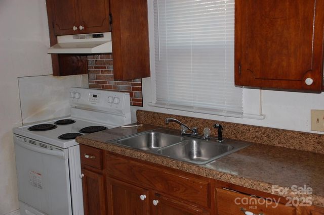 308 E Park Avenue, Albemarle, NC 28001