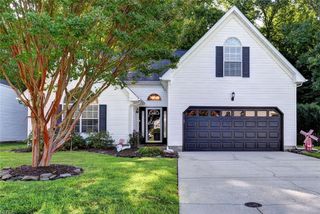 12 Bexley LN, Hampton, VA 23666