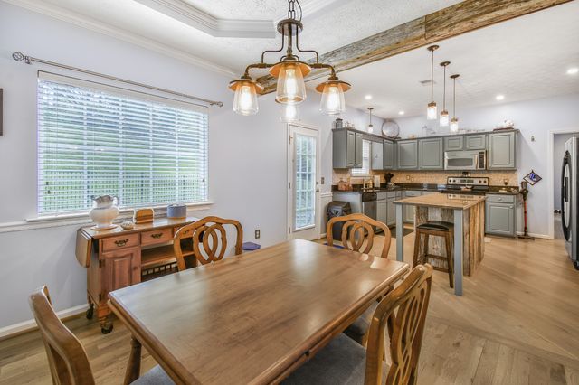 1009 Stafford Ct, Hendersonville, TN 37075