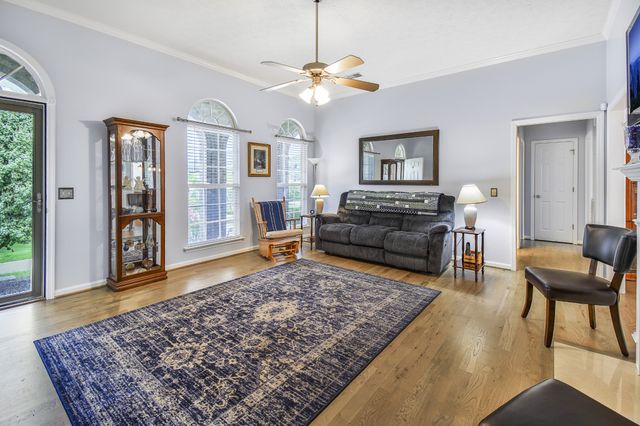 1009 Stafford Ct, Hendersonville, TN 37075