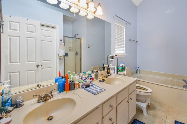 1009 Stafford Ct, Hendersonville, TN 37075