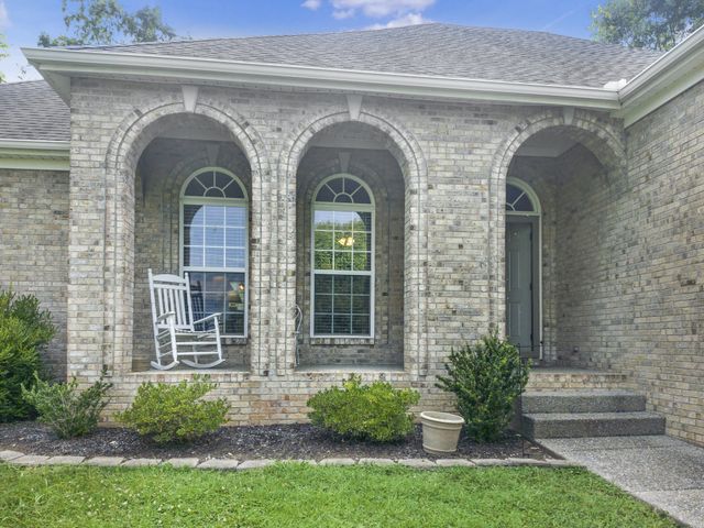 1009 Stafford Ct, Hendersonville, TN 37075