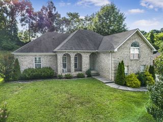 1009 Stafford Ct, Hendersonville, TN 37075
