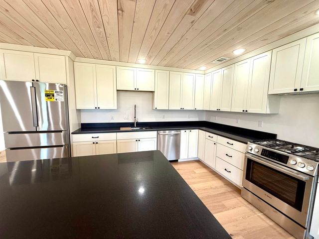 119 E River Drive, Pangburn, AR 72121