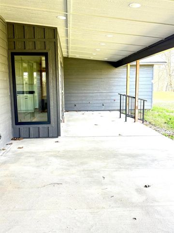 119 E River Drive, Pangburn, AR 72121