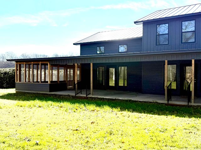 119 E River Drive, Pangburn, AR 72121