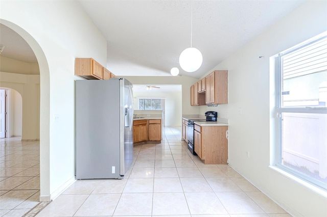 5030 SILVER THISTLE LANE, St Cloud, FL 34772