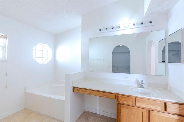 5030 SILVER THISTLE LANE, St Cloud, FL 34772