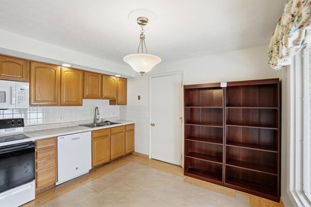 3314 Scotsdale Drive 3314 Scotsdale Drive, Springfield, OH 45504