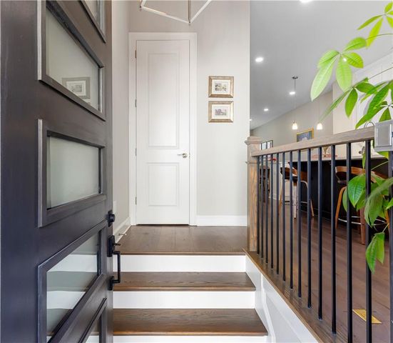 4325 Parkside Place, Atlanta, GA 30342