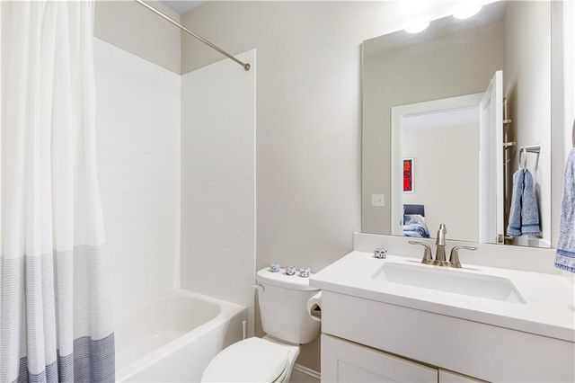 4325 Parkside Place, Atlanta, GA 30342