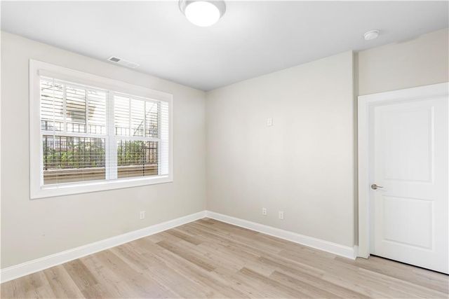 4325 Parkside Place, Atlanta, GA 30342