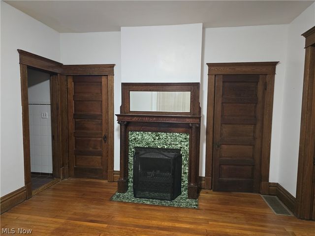 407 Williams Avenue, Williamstown, WV 26187