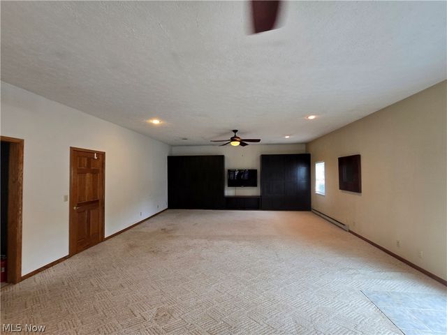 407 Williams Avenue, Williamstown, WV 26187