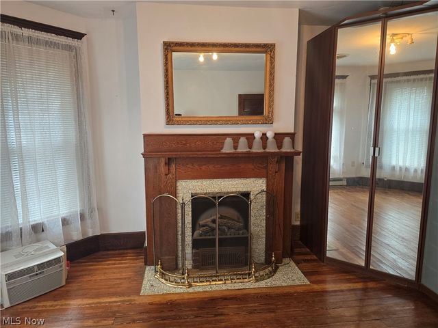407 Williams Avenue, Williamstown, WV 26187