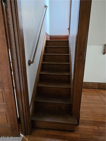 407 Williams Avenue, Williamstown, WV 26187