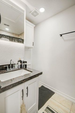 1256 2nd Street, Clute, TX 77531