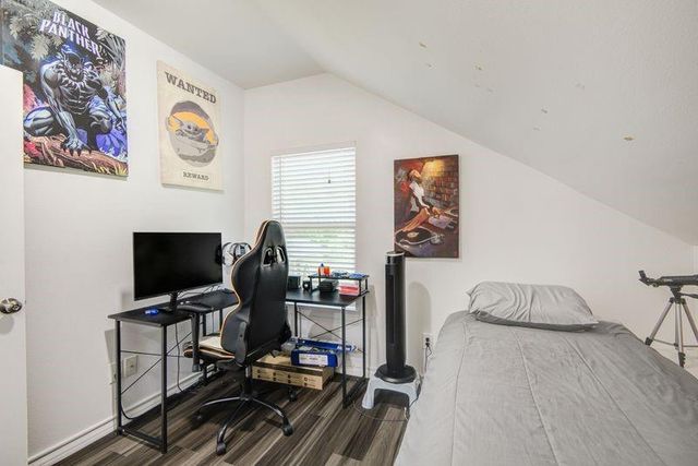 1256 2nd Street, Clute, TX 77531