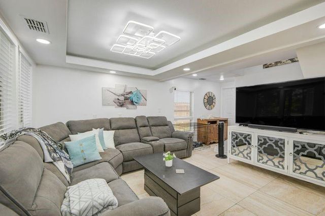 1256 2nd Street, Clute, TX 77531