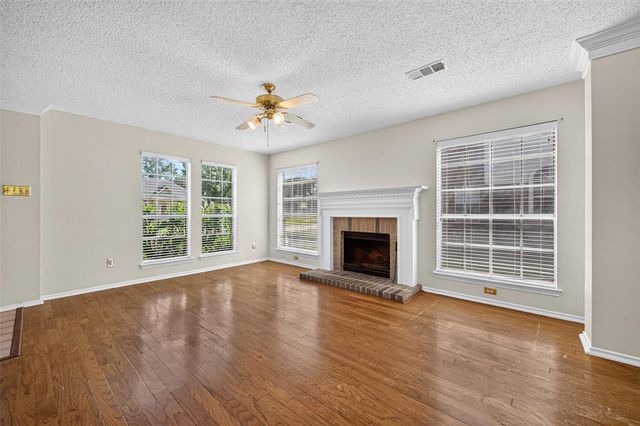 1207 Green Knoll Drive, Sugar Land, TX 77479