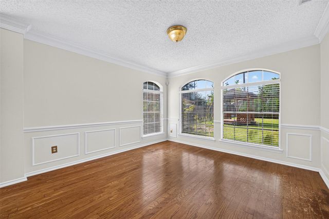 1207 Green Knoll Drive, Sugar Land, TX 77479
