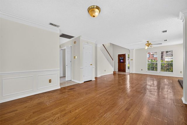 1207 Green Knoll Drive, Sugar Land, TX 77479
