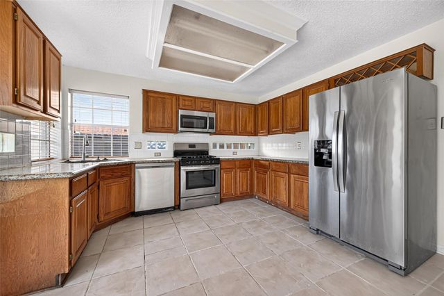 1207 Green Knoll Drive, Sugar Land, TX 77479
