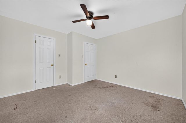 1207 Green Knoll Drive, Sugar Land, TX 77479