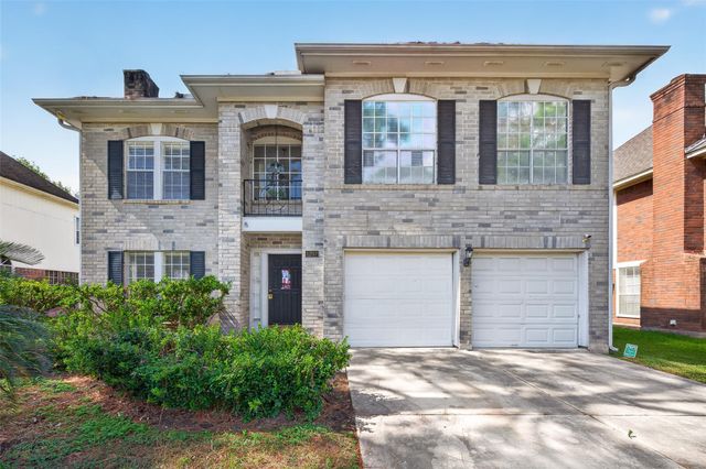 1207 Green Knoll Drive, Sugar Land, TX 77479