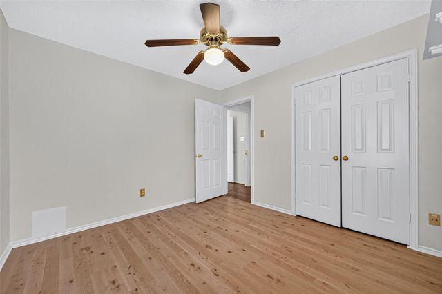 1207 Green Knoll Drive, Sugar Land, TX 77479