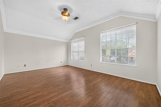 1207 Green Knoll Drive, Sugar Land, TX 77479