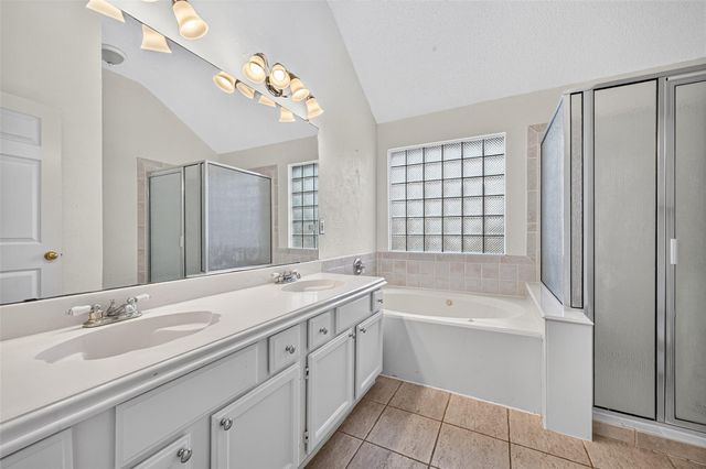 1207 Green Knoll Drive, Sugar Land, TX 77479