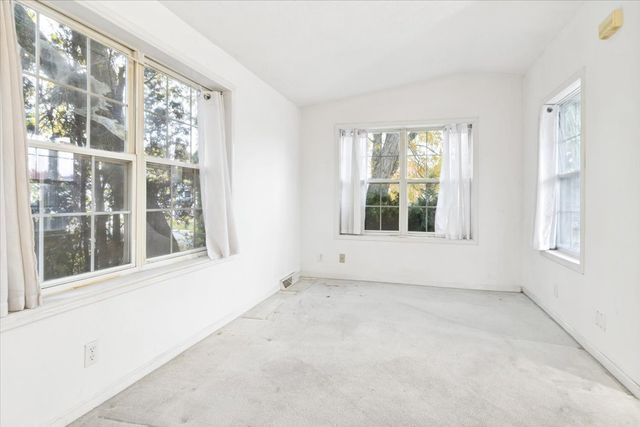 124B Cardinal Lane, Sandwich, IL 60548