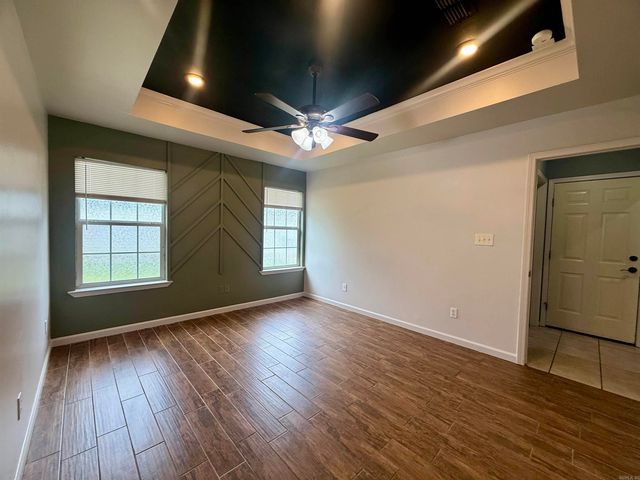 574 Wisteria Drive, Bauxite, AR 72011