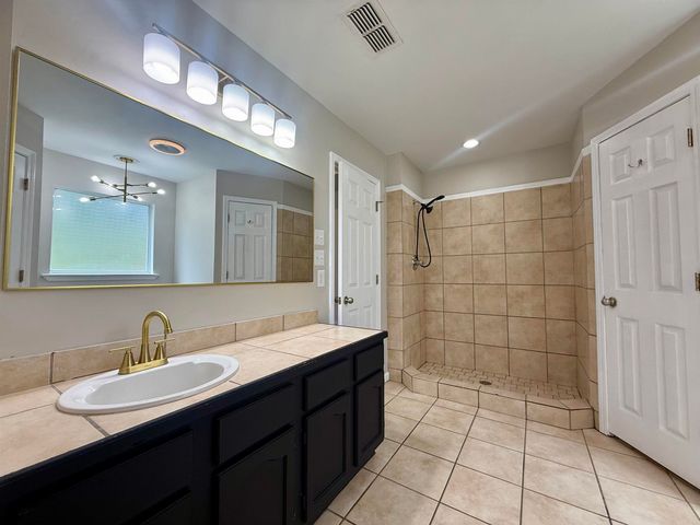 574 Wisteria Drive, Bauxite, AR 72011