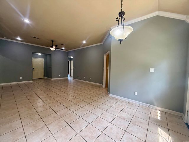 574 Wisteria Drive, Bauxite, AR 72011