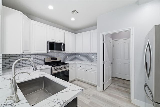 972 Prestwick Street, Las Vegas, NV 89145