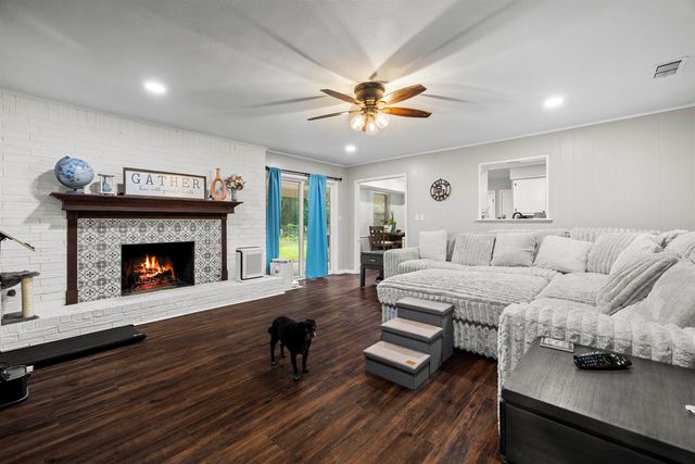 116 Fairview Dr, Longview, TX 75604