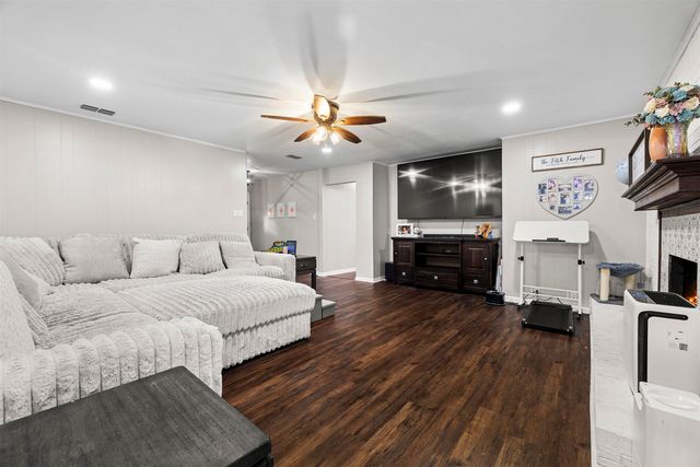 116 Fairview Dr, Longview, TX 75604
