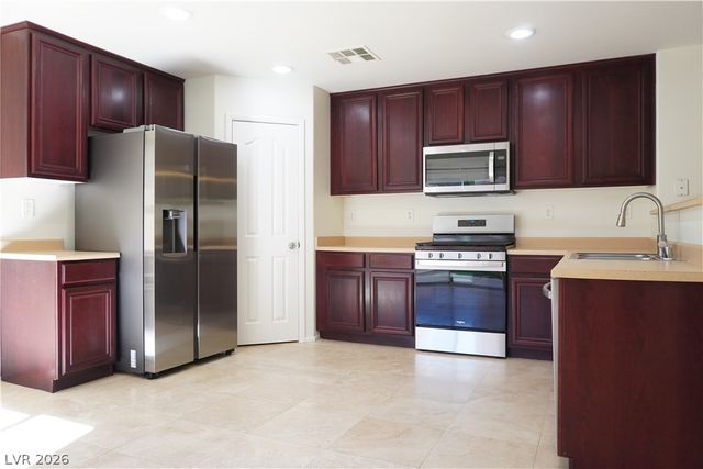 701 Saint Aidans Street, Las Vegas, NV 89178