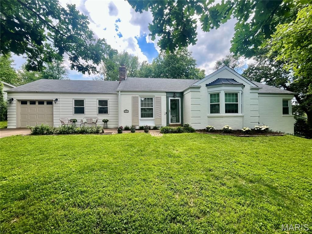 Image 1 of property listing at 9400 Tilles Drive, Brentwood, MO 63144