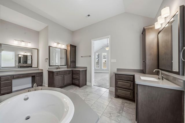 7004 S Savannah Run, Katy, TX 77493