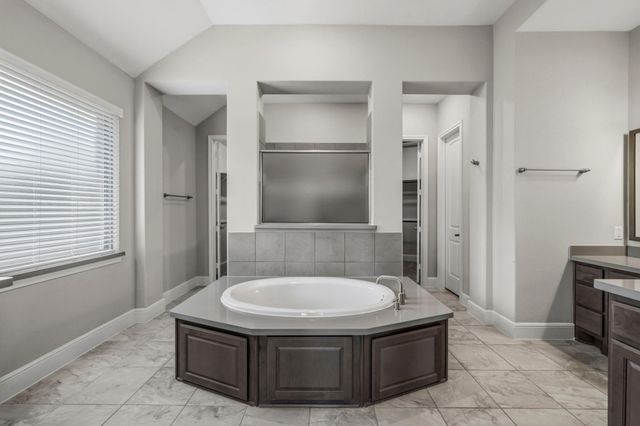 7004 S Savannah Run, Katy, TX 77493