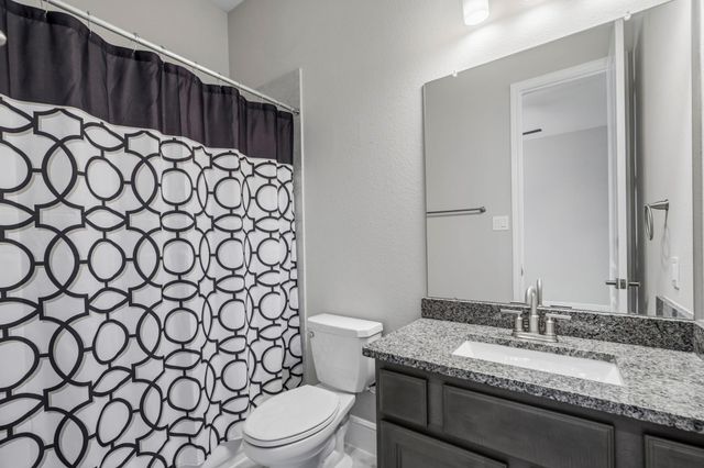7004 S Savannah Run, Katy, TX 77493
