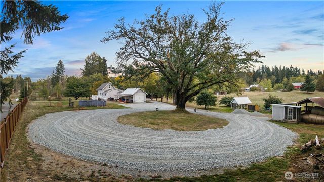 23610 94th Ave E, Graham, WA 98338